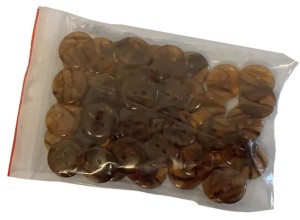 Guzik plastik 13 mm ( 50 szt ) Brązowe