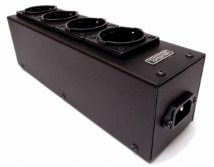 Tomanek TAP4S - Listwa zasilająca z filtrami na 4 gniazda jednorzędowa