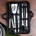 ZESTAW-PRZYBOROW-DO-GRILLA-W-ETUI-142606_[29957]_1200.jpg