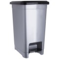 pol_pl_Kosz-na-smieci-waski-z-pedalem-waski-25-l-2774_1.jpg