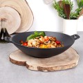pol_pl_Patelnia-wok-zeliwna-LITINA-30-cm-3969_8.jpg