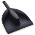 pol_pl_Zmiotka-z-szufelka-czarna-14656_1.jpg