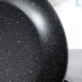 pol_pl_Patelnia-granitowa-BLACK-WOOD-20-cm-15627_8.jpg