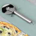 pol_pl_Noz-do-pizzy-stalowy-19-cm-16583_2.jpg