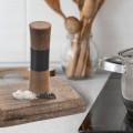 pol_pl_Mlynek-do-pieprzu-i-soli-drewniany-WOODEN-15-5-cm-12215_2.jpg