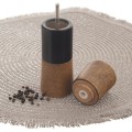 pol_pl_Mlynek-do-pieprzu-i-soli-drewniany-WOODEN-15-5-cm-12215_4.jpg