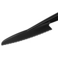 pol_pl_Noz-do-ciasta-z-zabkami-czarny-BLACKLINE-24-5-cm-17336_4.jpg