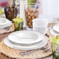 pol_pl_Talerz-obiadowy-gleboki-porcelanowy-bialy-SERCE-22-cm-250-ml-13859_4.jpg