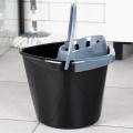 pol_pl_Wiadro-do-mopa-z-wyciskaczem-plastikowe-czarne-10-l-15798_7.jpg