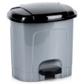 pol_pl_Kosz-na-smieci-z-pedalem-plastikowy-szary-3-l-16515_1.jpg