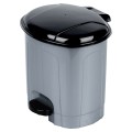pol_pl_Kosz-na-smieci-z-pedalem-plastikowy-szary-5-5-l-16516_3.jpg