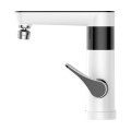 przeplywowy-podgrzewacz-wody-bateria-stojaca-biala-a12467f405b140099024a9a8ea7a00b4-d8e8df47.png