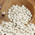 small-white-beans_5-600x600.jpg