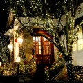 solar-christmas-lights-getty-1020_1_1_2.jpg