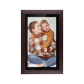 cyfrowa-ramka-kruger-matz-na-zdjecia-frameo-wi-fi-15-drewniana-ramka-86a36a165def418fa94408ce9087e6f1-bd76898a.png